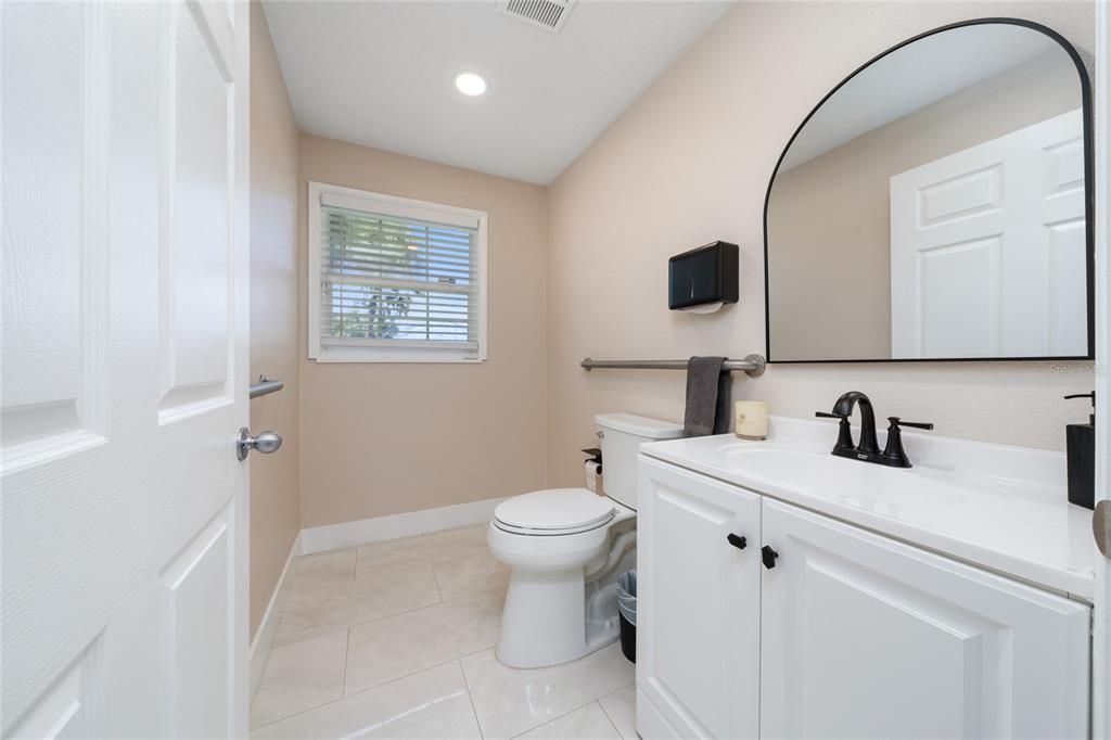 На продажу: $1,350,000 (0 спален, 0 ванн, 2010 Квадратных фут)