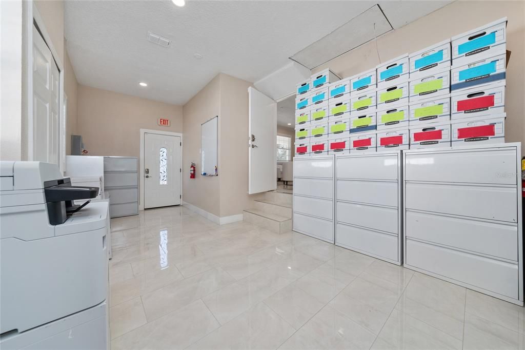 На продажу: $1,350,000 (0 спален, 0 ванн, 2010 Квадратных фут)