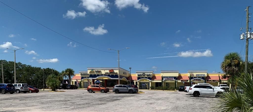 For Sale: $76,775 (1 beds, 1 baths, 300 Square Feet)