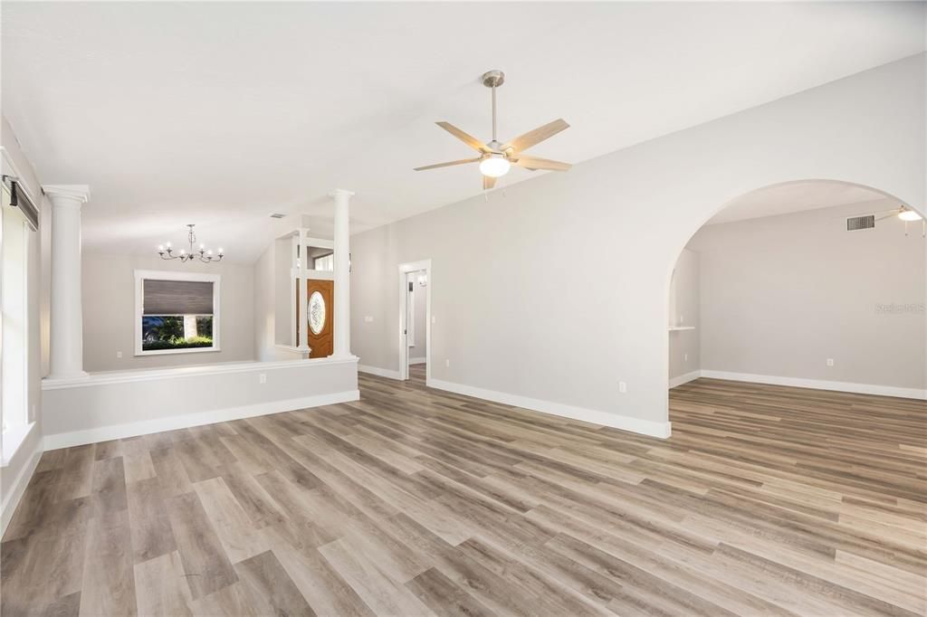 На продажу: $450,000 (3 спален, 2 ванн, 1933 Квадратных фут)