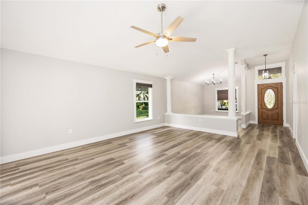 На продажу: $450,000 (3 спален, 2 ванн, 1933 Квадратных фут)