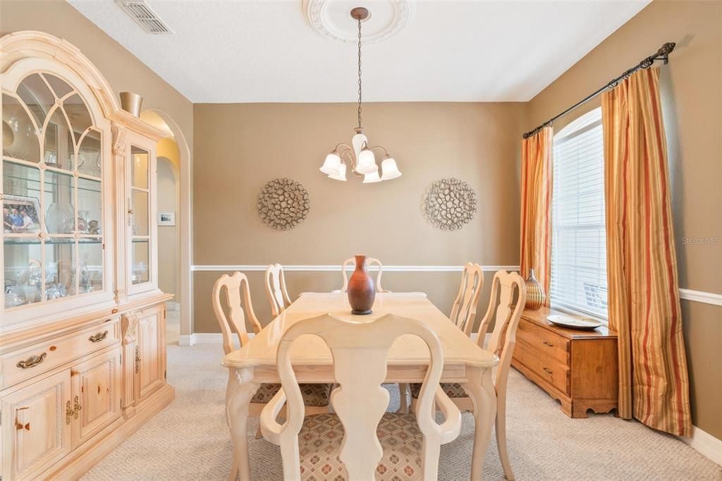 For Sale: $399,000 (4 beds, 3 baths, 2336 Square Feet)