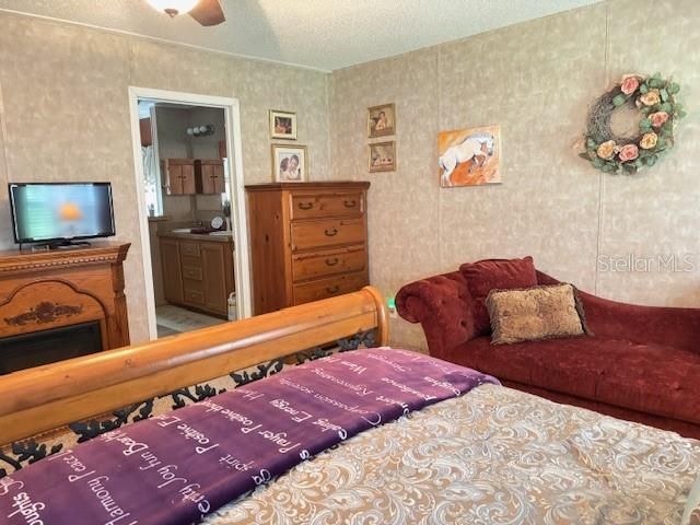 For Sale: $485,000 (4 beds, 2 baths, 2040 Square Feet)