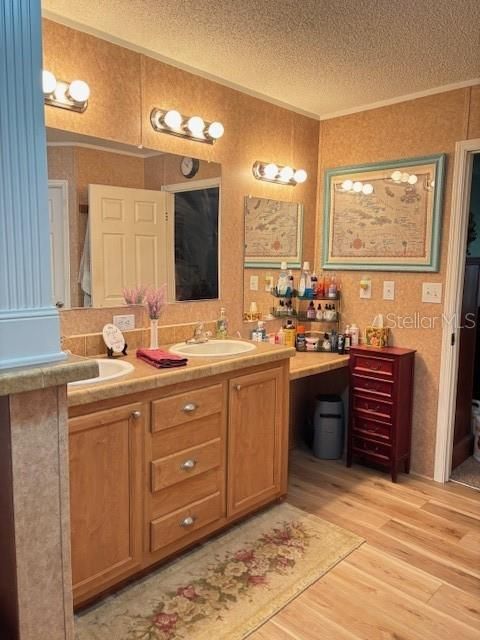 For Sale: $485,000 (4 beds, 2 baths, 2040 Square Feet)