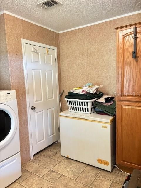 For Sale: $485,000 (4 beds, 2 baths, 2040 Square Feet)