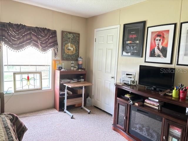 For Sale: $485,000 (4 beds, 2 baths, 2040 Square Feet)