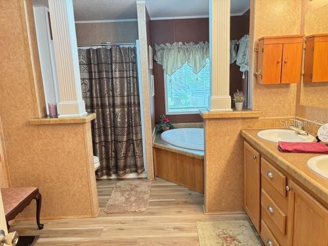 For Sale: $485,000 (4 beds, 2 baths, 2040 Square Feet)