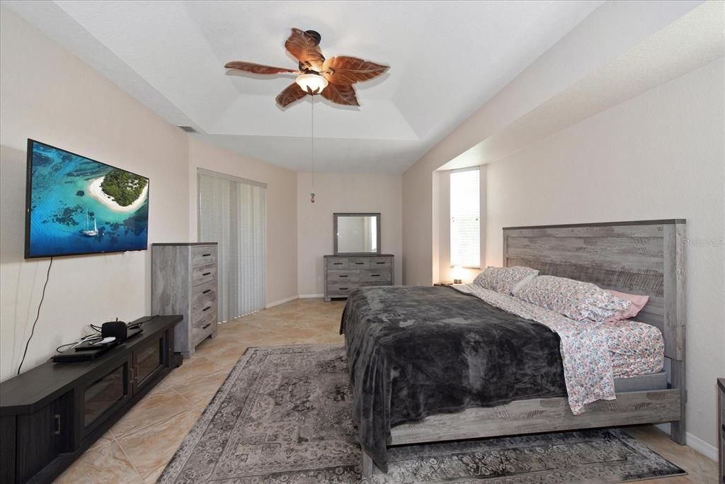 Active With Contract: $499,000 (4 beds, 2 baths, 2232 Square Feet)