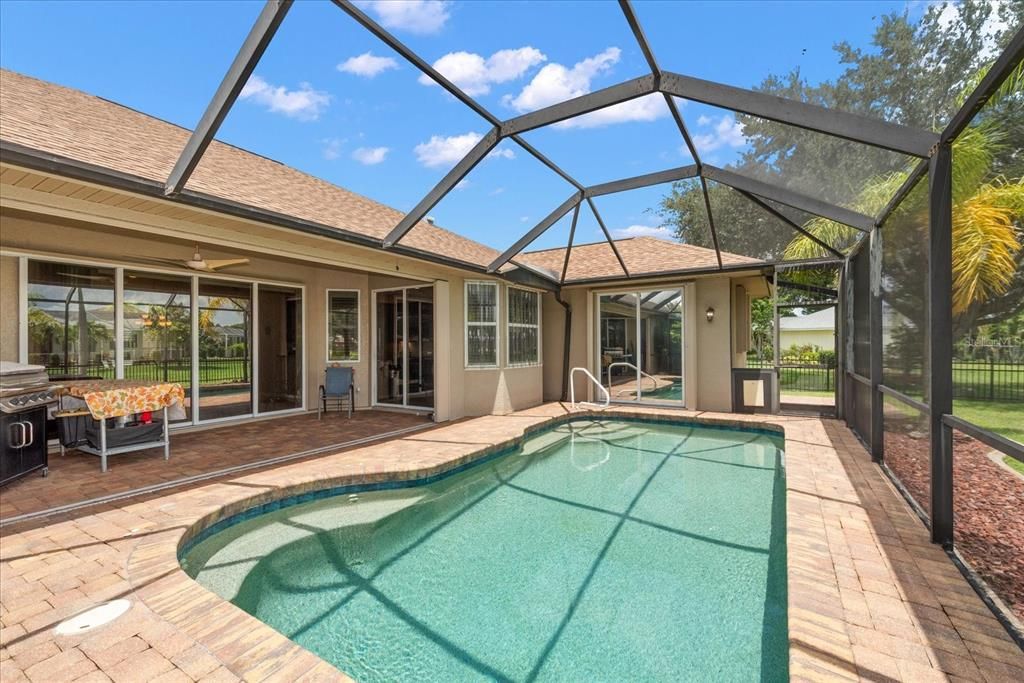 Active With Contract: $499,000 (4 beds, 2 baths, 2232 Square Feet)