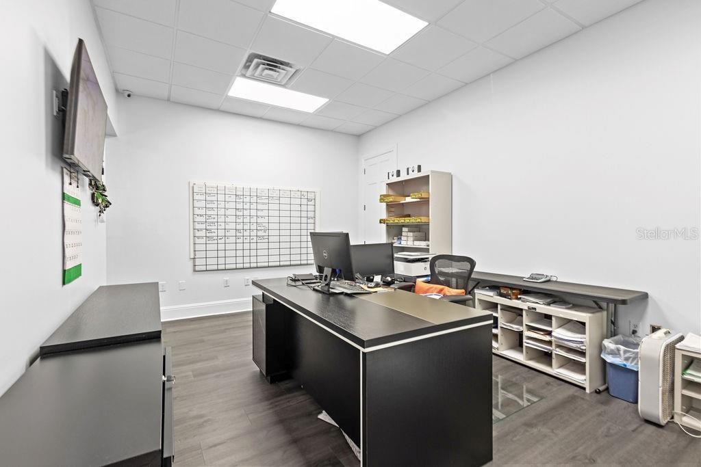 待售: $1,860,000 (0 贝兹, 0 浴室, 6100 平方英尺)