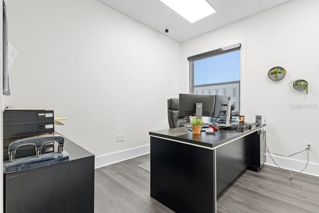 待售: $1,860,000 (0 贝兹, 0 浴室, 6100 平方英尺)