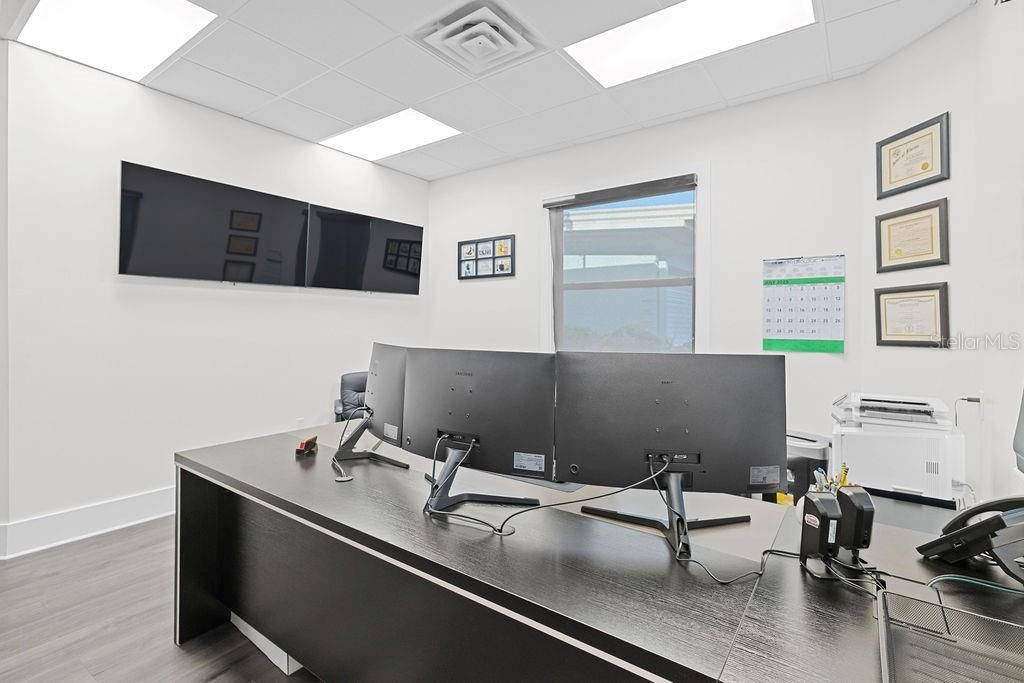 待售: $1,860,000 (0 贝兹, 0 浴室, 6100 平方英尺)