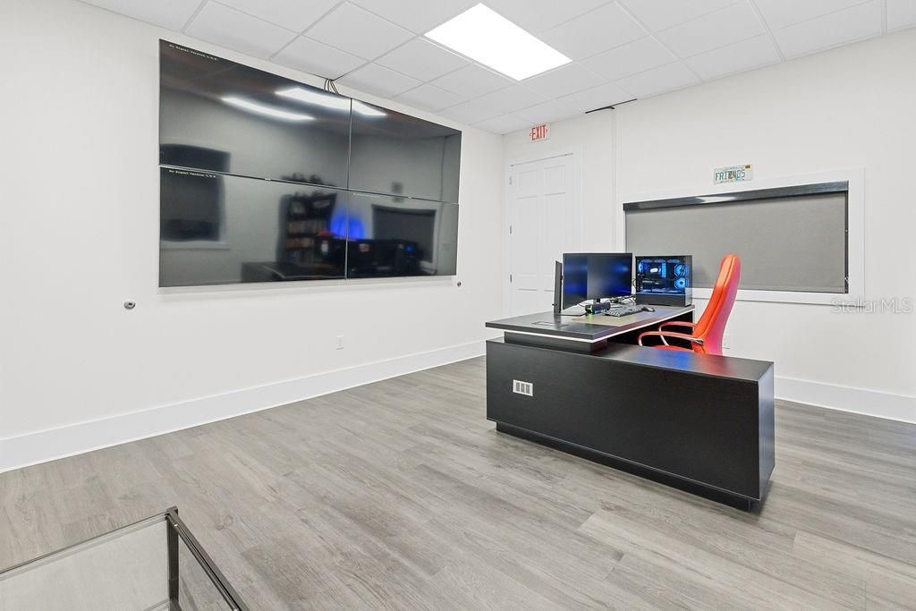 待售: $1,860,000 (0 贝兹, 0 浴室, 6100 平方英尺)