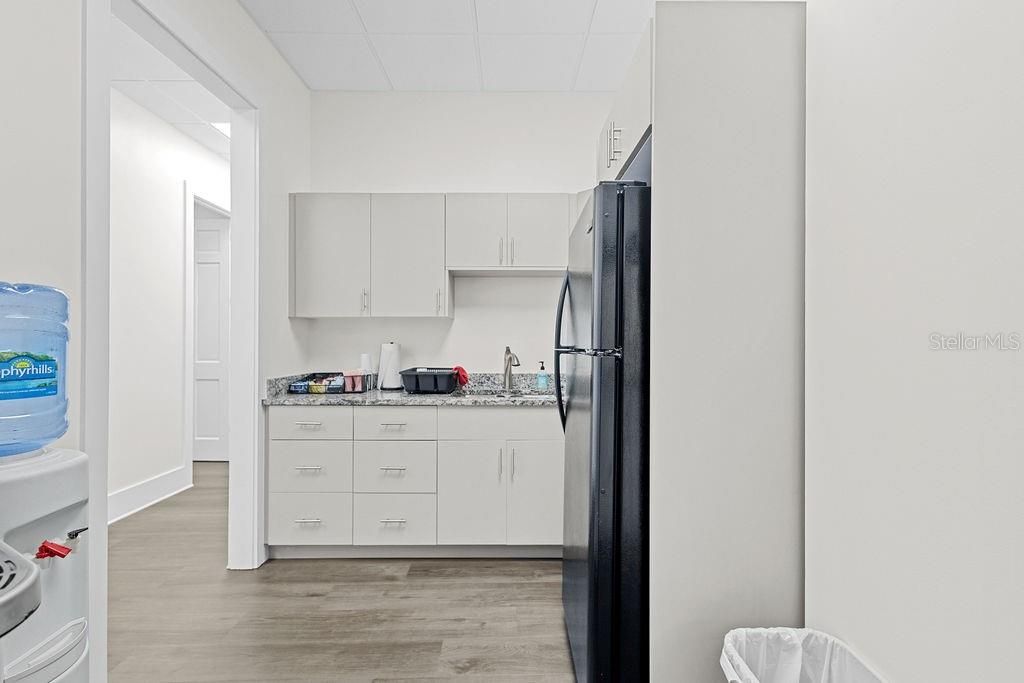 待售: $1,860,000 (0 贝兹, 0 浴室, 6100 平方英尺)