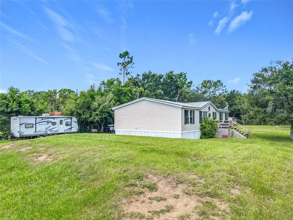 待售: $325,000 (4 贝兹, 2 浴室, 1620 平方英尺)