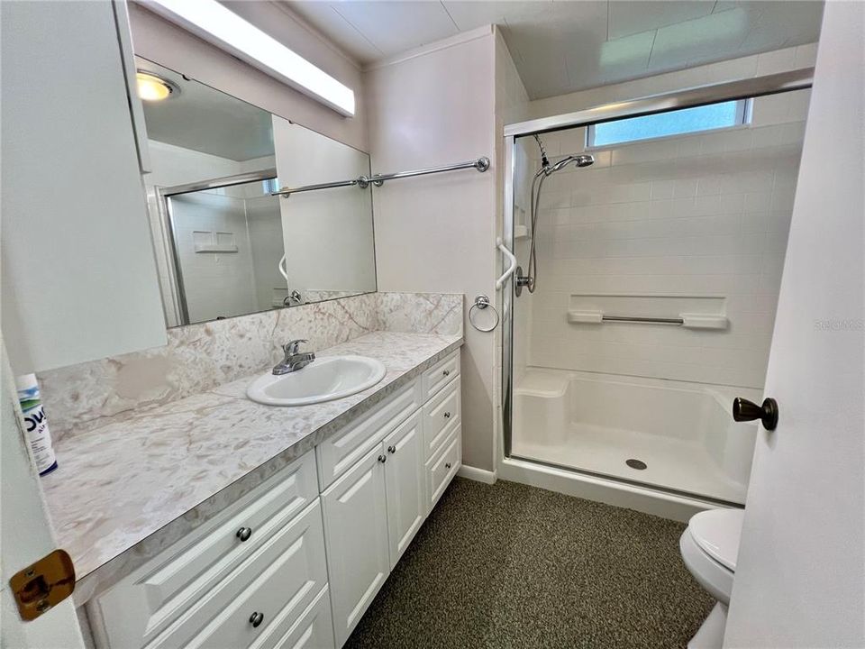 На продажу: $199,000 (2 спален, 2 ванн, 1274 Квадратных фут)