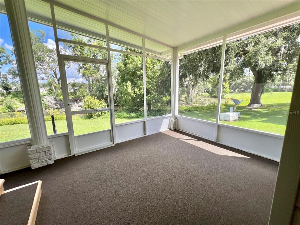 На продажу: $199,000 (2 спален, 2 ванн, 1274 Квадратных фут)