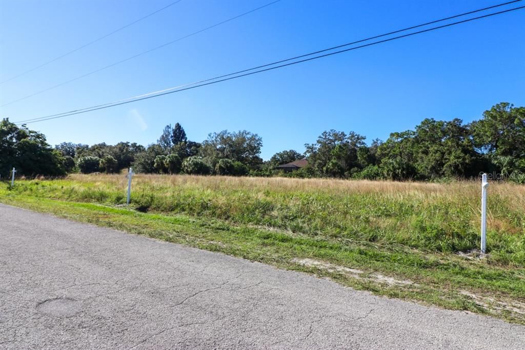 En Venta: $45,000 (0.25 acres)