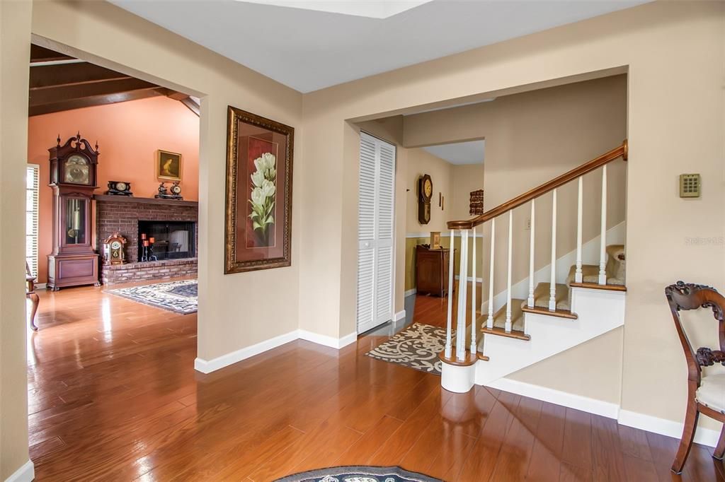 For Sale: $1,100,000 (3 beds, 2 baths, 3022 Square Feet)