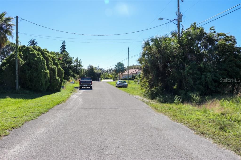 En Venta: $45,000 (0.25 acres)