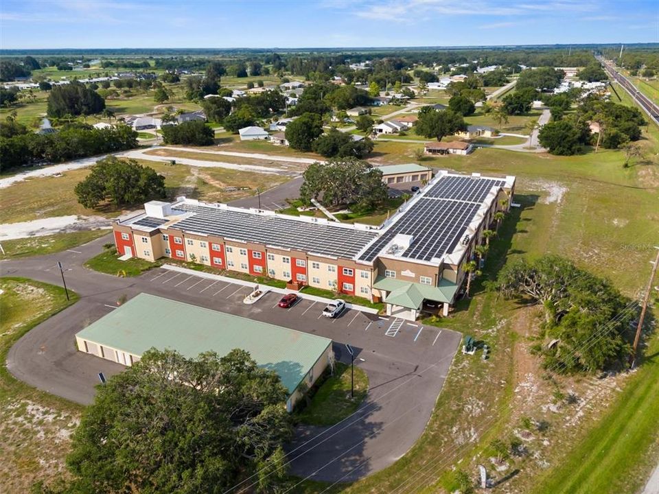 For Rent: $1,695 (2 beds, 1 baths, 964 Square Feet)