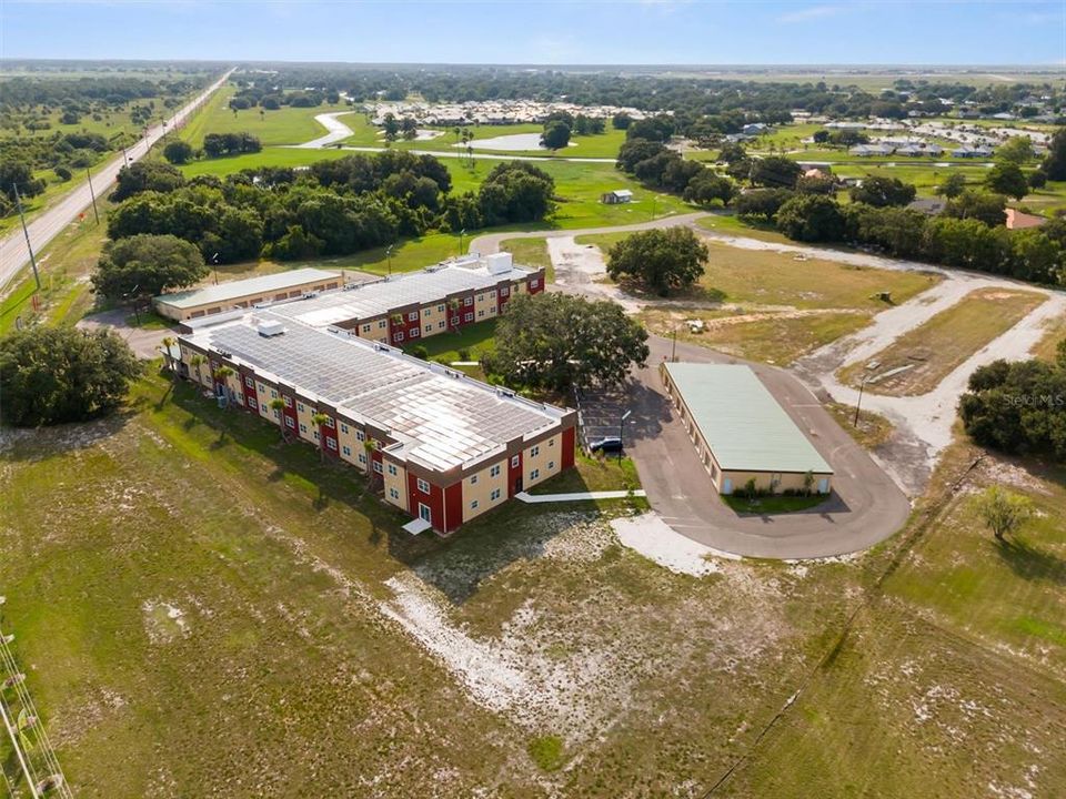 For Rent: $1,695 (2 beds, 1 baths, 964 Square Feet)