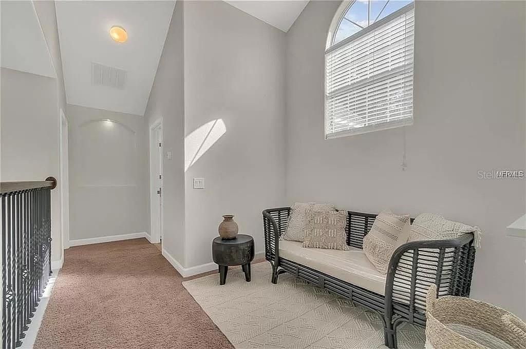 For Sale: $1,675,000 (3 beds, 2 baths, 2474 Square Feet)