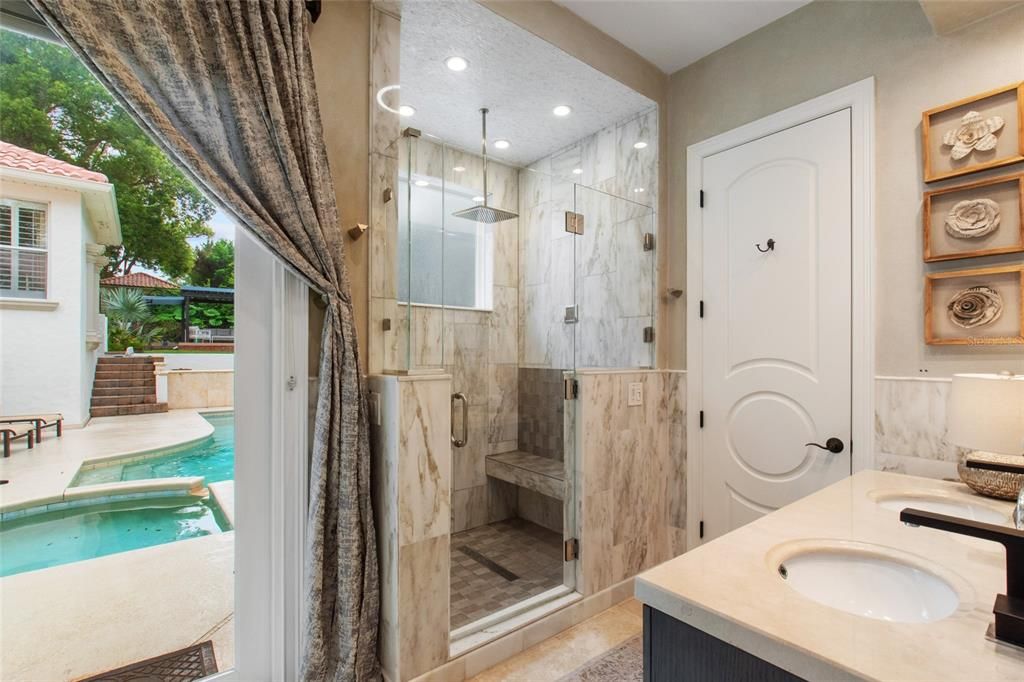 En Venta: $1,699,000 (4 camas, 5 baños, 3595 Pies cuadrados)