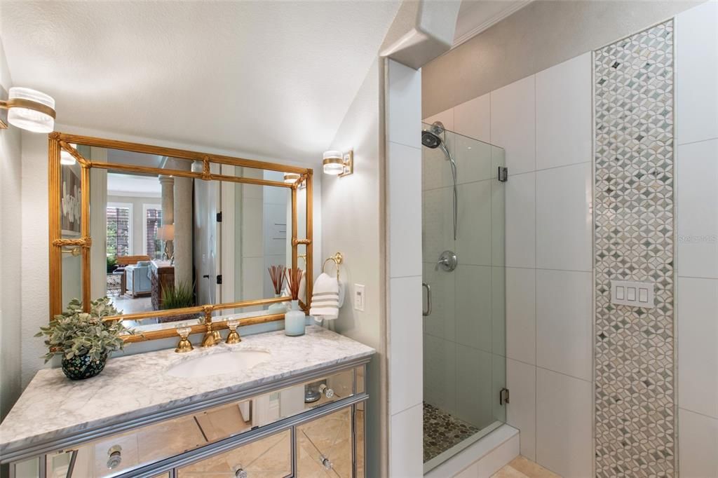 En Venta: $1,699,000 (4 camas, 5 baños, 3595 Pies cuadrados)