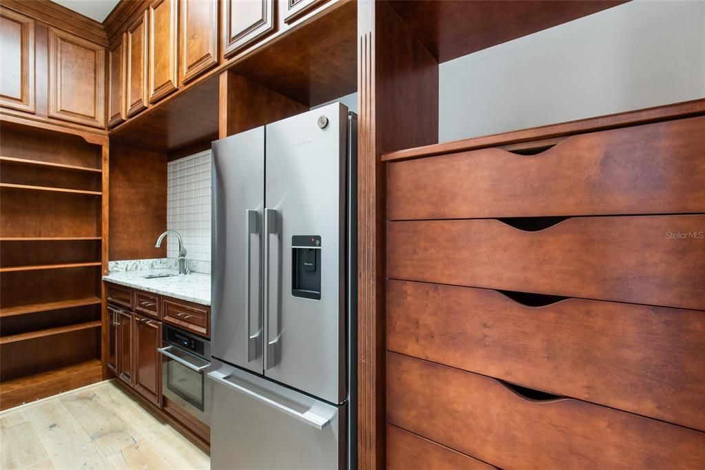 En Venta: $1,699,000 (4 camas, 5 baños, 3595 Pies cuadrados)