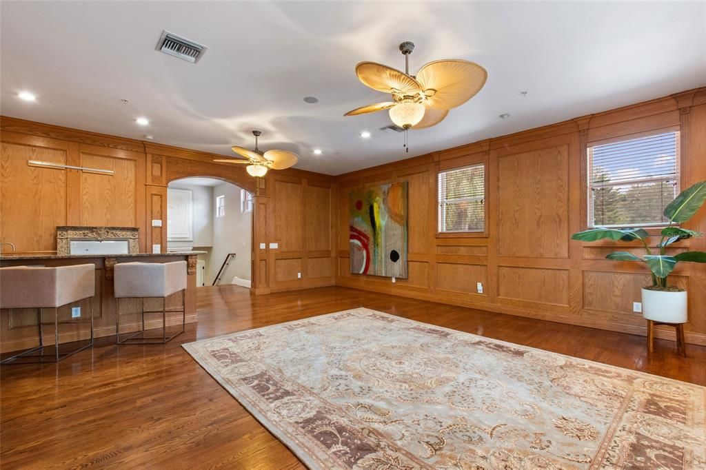 En Venta: $1,699,000 (4 camas, 5 baños, 3595 Pies cuadrados)