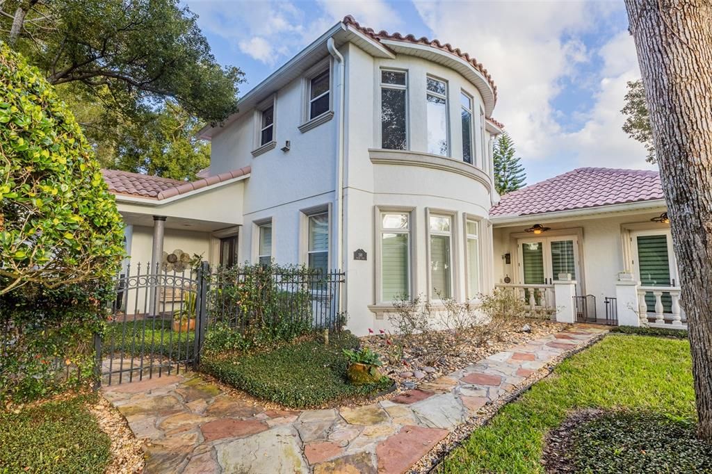 На продажу: $1,699,000 (4 спален, 5 ванн, 3595 Квадратных фут)