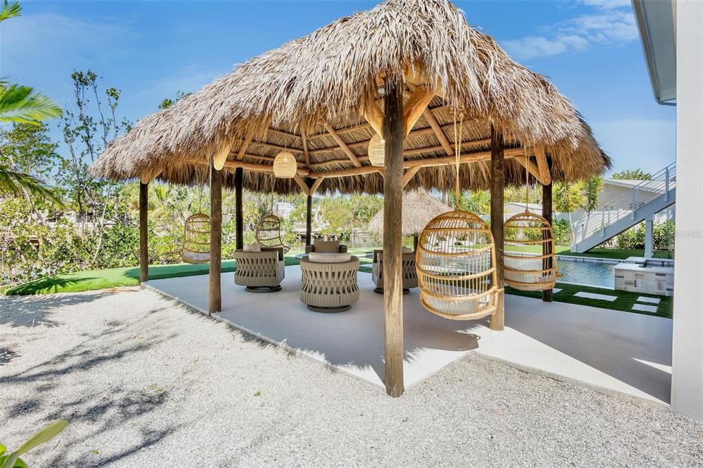 На продажу: $5,799,900 (6 спален, 6 ванн, 3695 Квадратных фут)