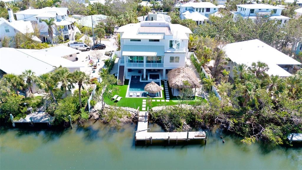 На продажу: $5,799,900 (6 спален, 6 ванн, 3695 Квадратных фут)