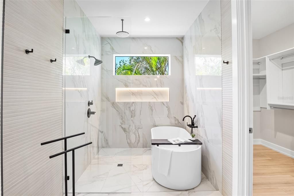 На продажу: $5,799,900 (6 спален, 6 ванн, 3695 Квадратных фут)