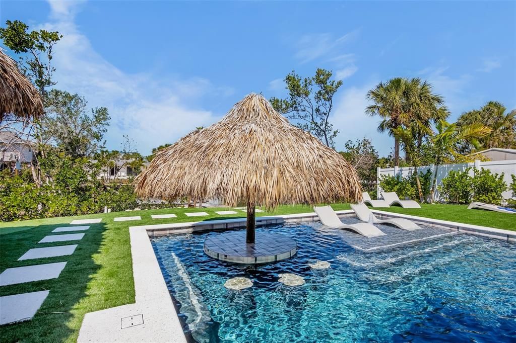 На продажу: $5,799,900 (6 спален, 6 ванн, 3695 Квадратных фут)