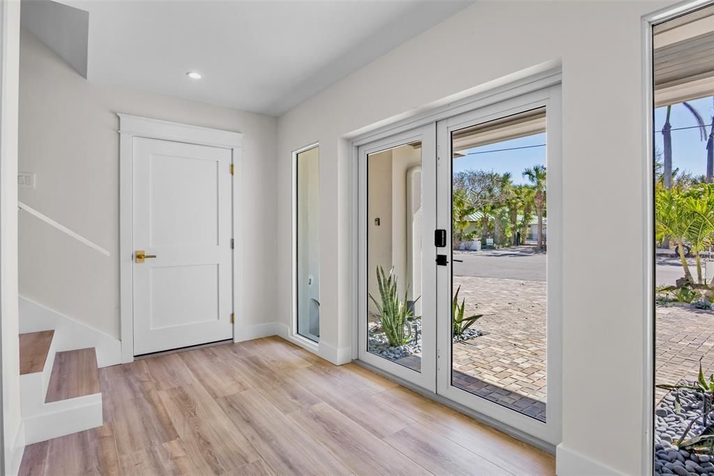 На продажу: $5,799,900 (6 спален, 6 ванн, 3695 Квадратных фут)