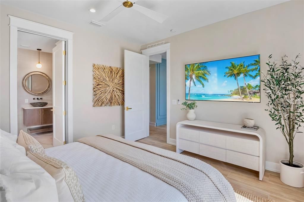 На продажу: $5,799,900 (6 спален, 6 ванн, 3695 Квадратных фут)