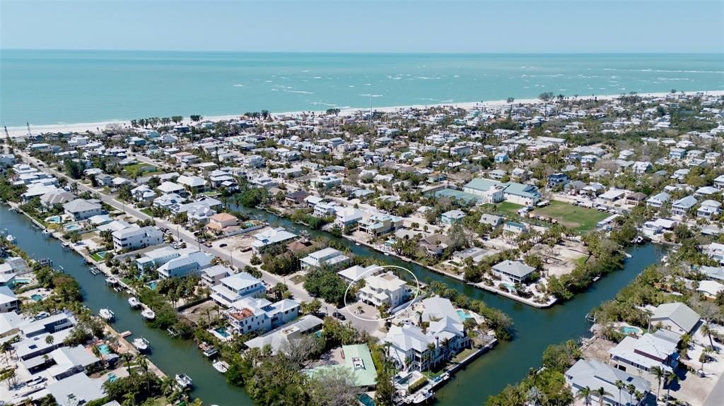 На продажу: $5,799,900 (6 спален, 6 ванн, 3695 Квадратных фут)