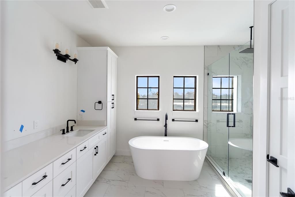 待售: $5,049,000 (4 贝兹, 4 浴室, 4106 平方英尺)