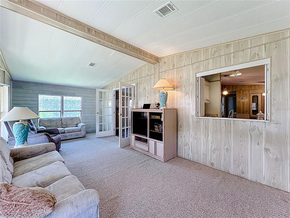 На продажу: $150,000 (2 спален, 2 ванн, 1248 Квадратных фут)