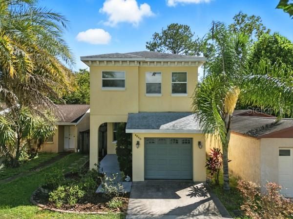 Recently Sold: $399,000 (3 beds, 2 baths, 2111 Square Feet)