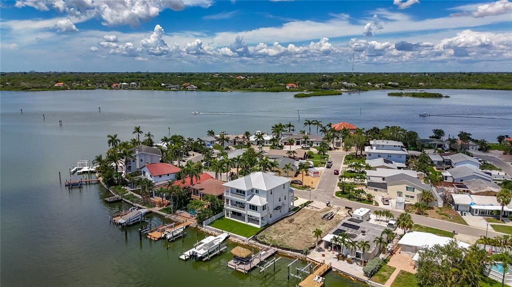 For Sale: $749,000 (0.11 acres)