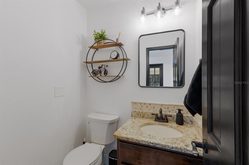 Active With Contract: $564,990 (4 beds, 2 baths, 2318 Square Feet)