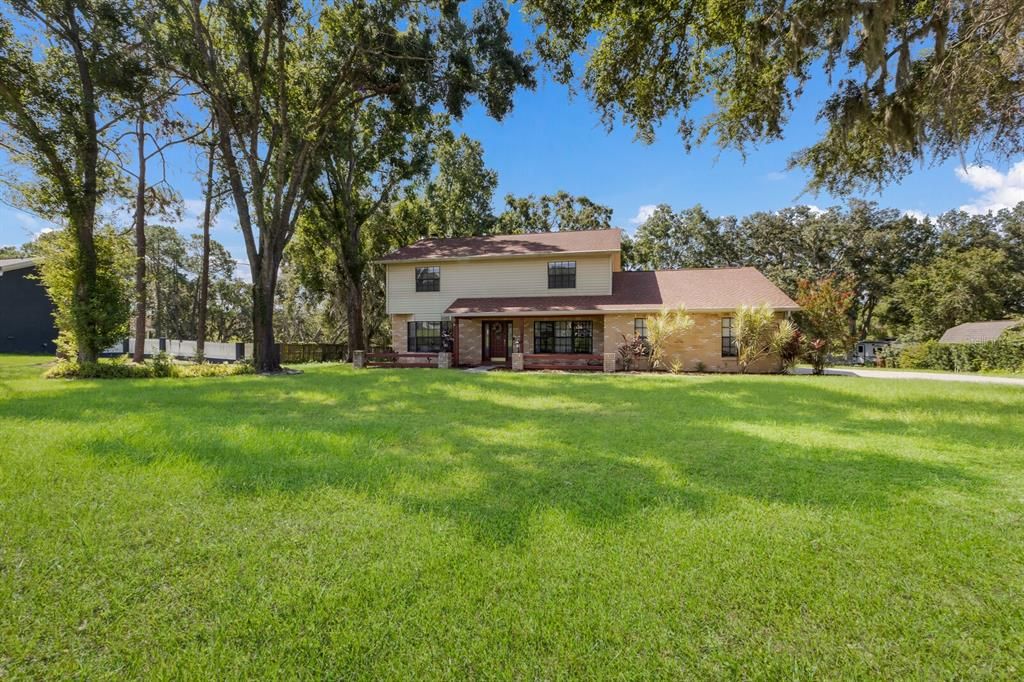 Active With Contract: $564,990 (4 beds, 2 baths, 2318 Square Feet)