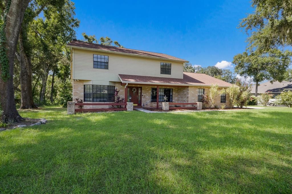 Active With Contract: $564,990 (4 beds, 2 baths, 2318 Square Feet)