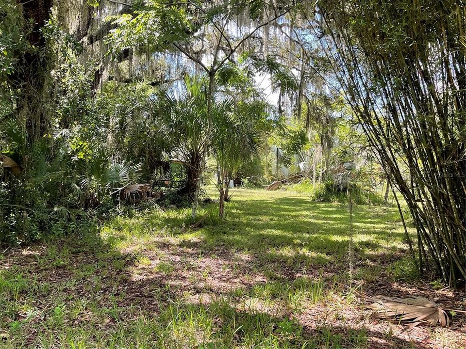 На продажу: $295,500 (2 спален, 1 ванн, 960 Квадратных фут)