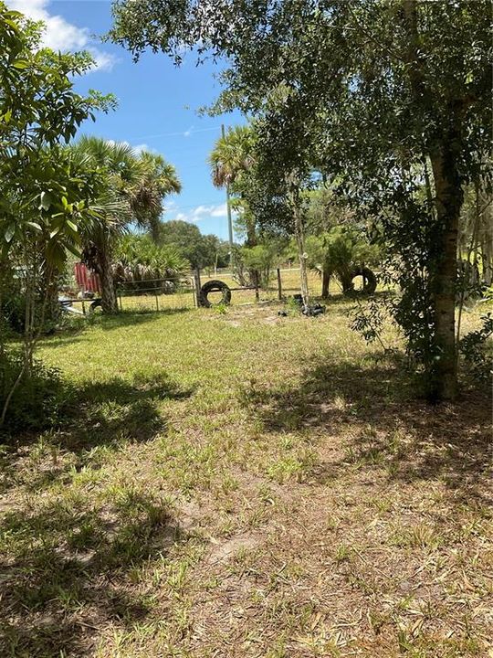 На продажу: $295,500 (2 спален, 1 ванн, 960 Квадратных фут)