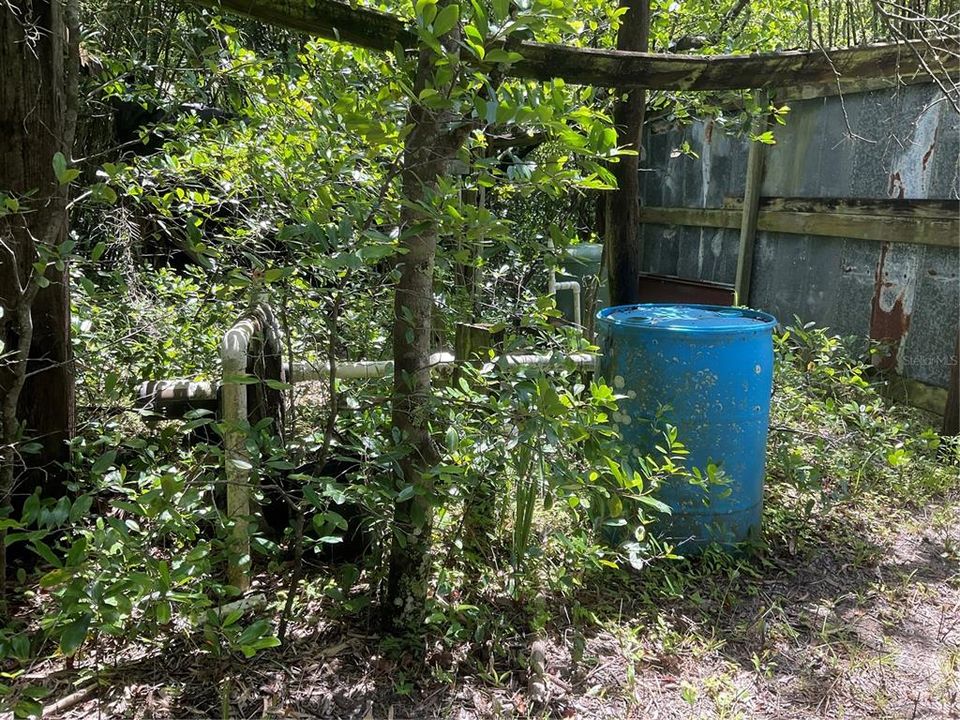 На продажу: $295,500 (2 спален, 1 ванн, 960 Квадратных фут)