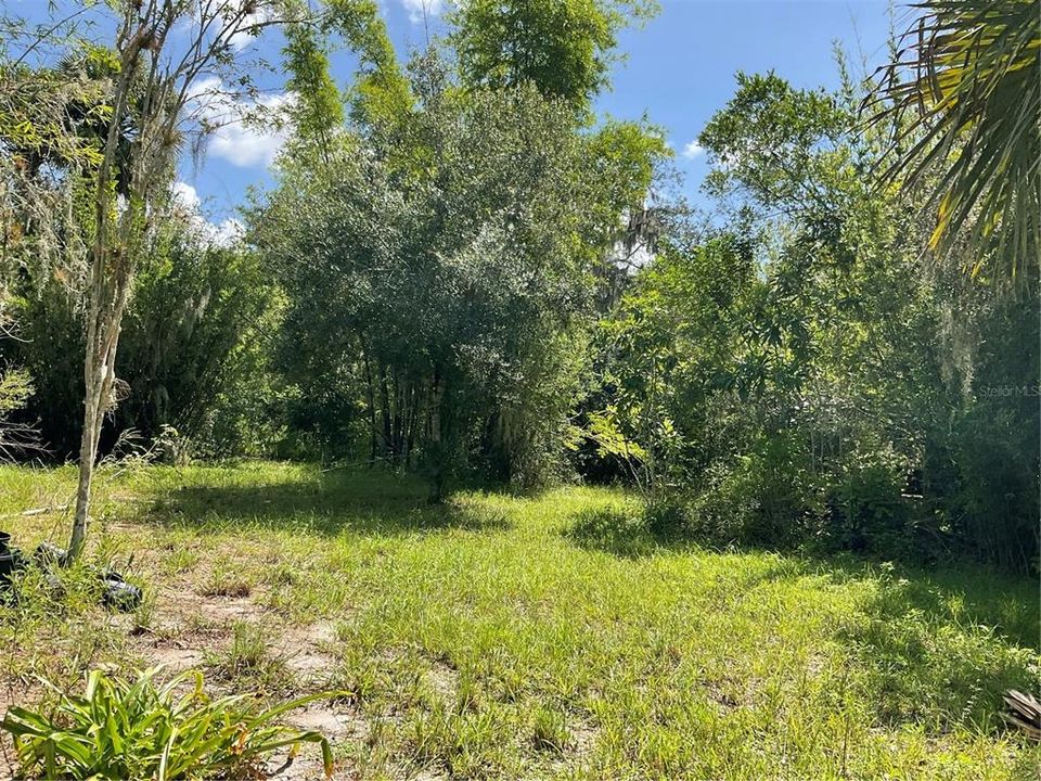 На продажу: $295,500 (2 спален, 1 ванн, 960 Квадратных фут)